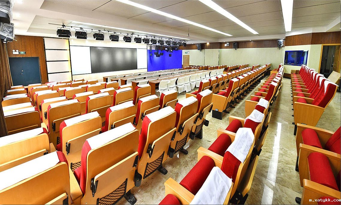 图书馆二楼演播厅