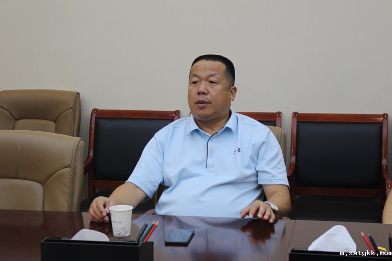 1567736096921783.jpg 2郑州101中学校长李国喜汇报学校教育教学工作_副本.jpg