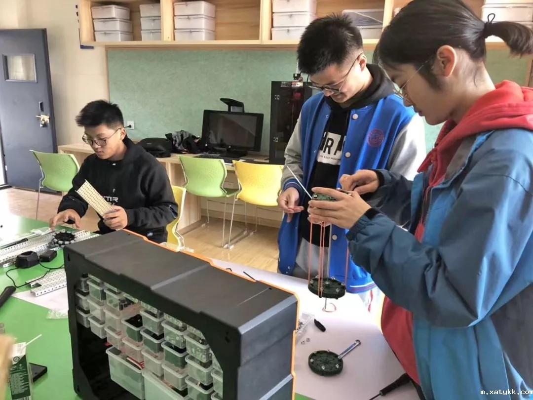 1567904963228068.jpg 640.webp (7).jpg