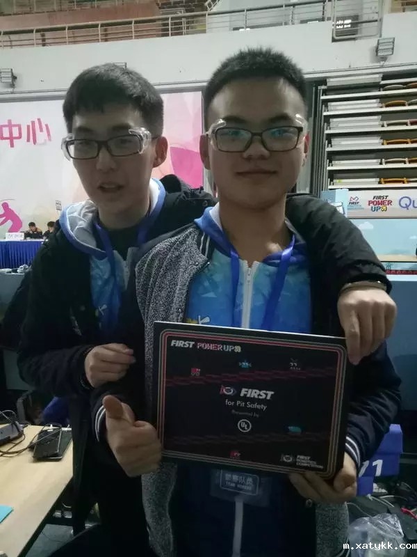 1567906374236072.jpg 640.webp (11).jpg