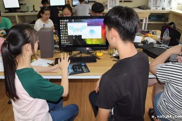 1567906826857020.jpg 640.webp (8).jpg