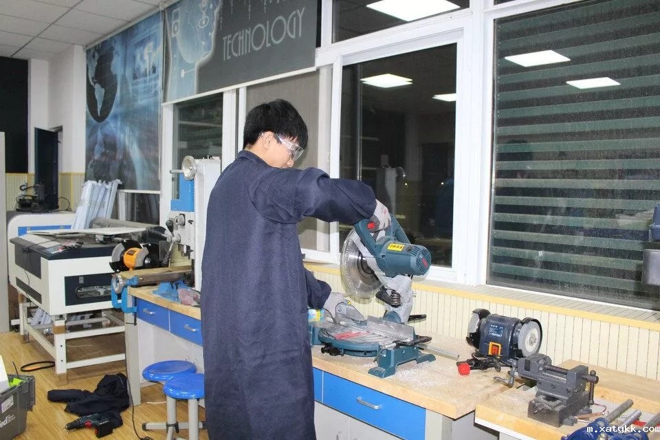 1567913612102609.jpg 640.webp (7).jpg