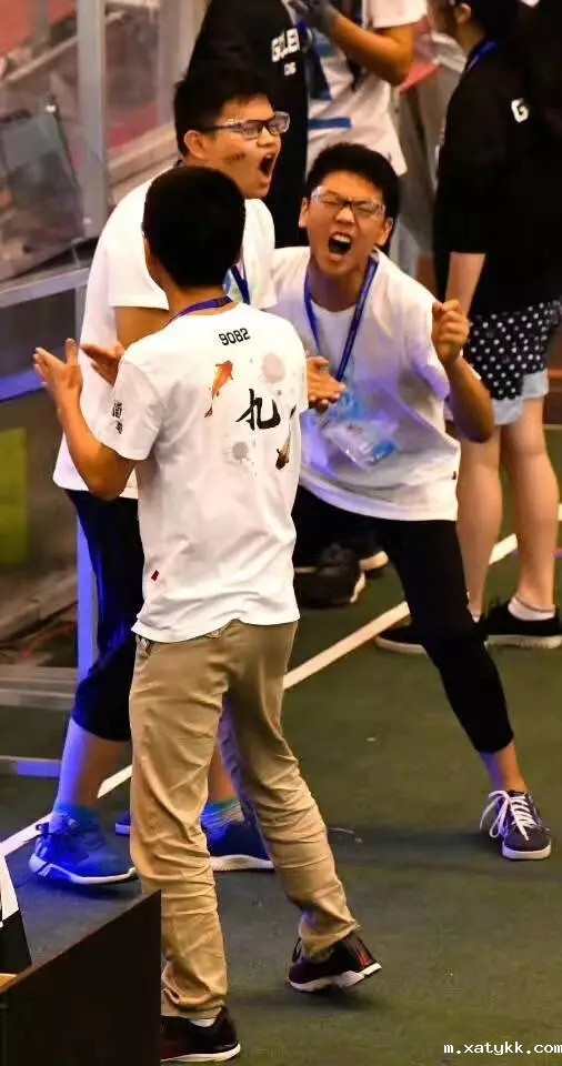 1567914621307548.jpg 640.webp (19).jpg