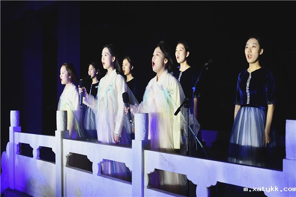 1568259555498781.jpg 2朗诵歌唱《诗经 月出》.jpg