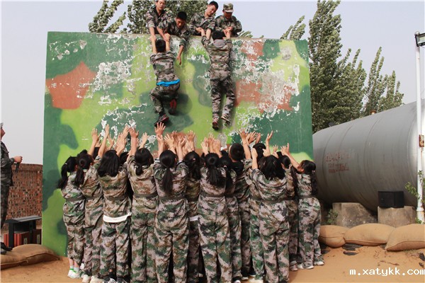 1572323808457040.jpg 11、众志成城.jpg