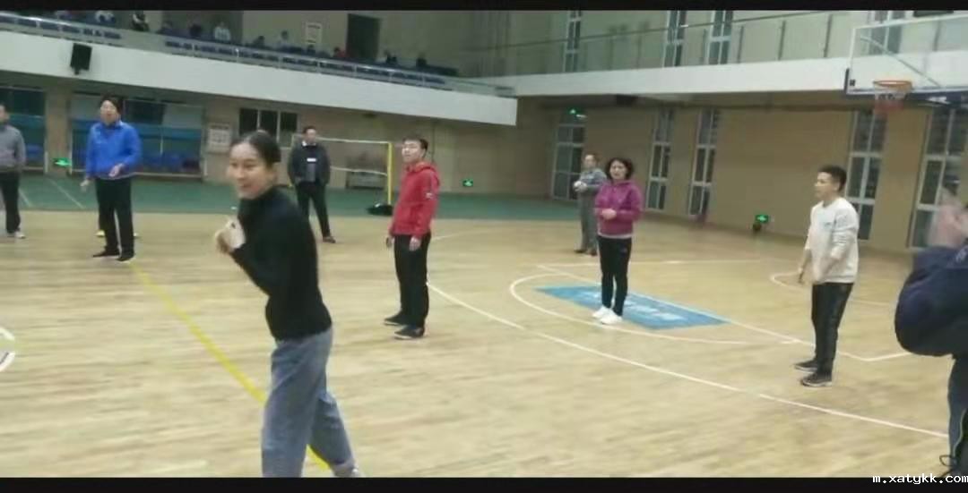 1575543064115518.jpg 2开心的队员们.jpg