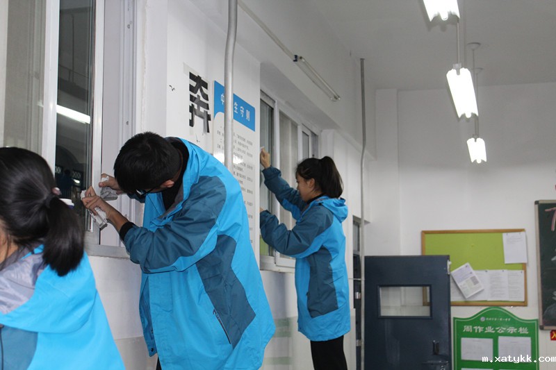 1575945619237320.jpg 玻璃要干干净净的_副本.jpg