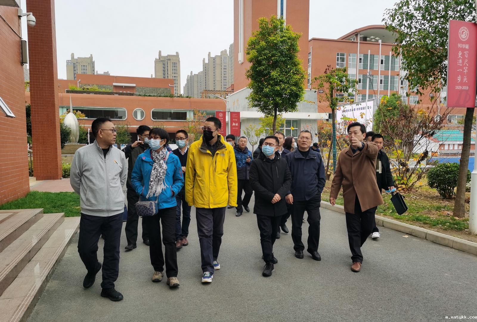 1606008709113044.jpg 3前往室内避难场所调研.jpg