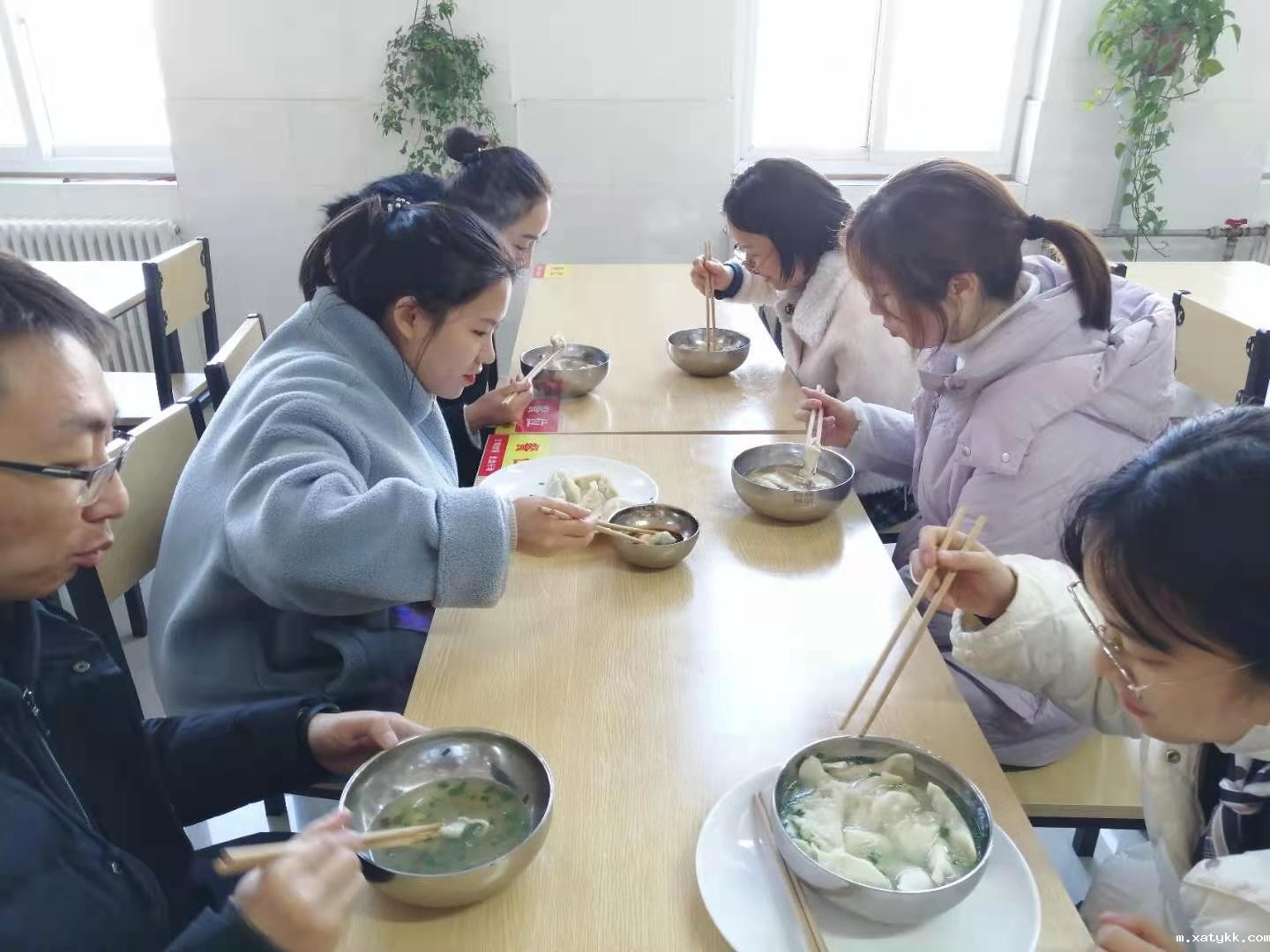 1608602129947129.jpg 6品味美食.jpg