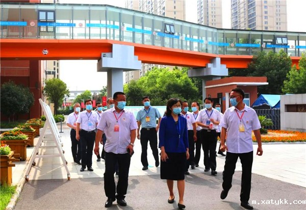 1609406369118453.jpg 1.教育厅党组成员、毛杰副厅长到学校视察工作_副本.jpg