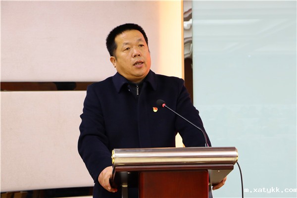 1610446890133583.jpg 2李国喜校长主持会议.jpg