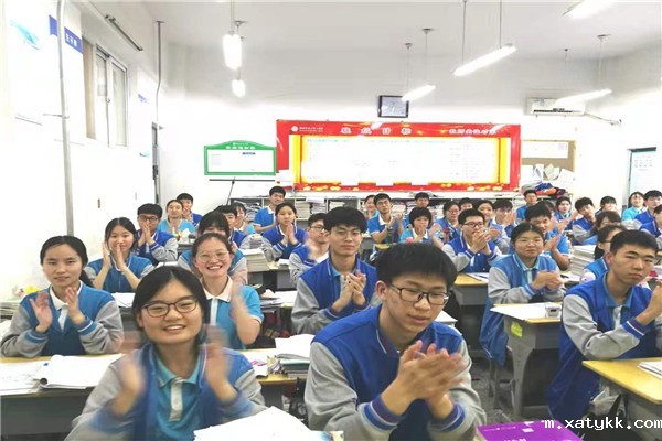 1620638665298425.jpg 8活动结束的开心.jpg