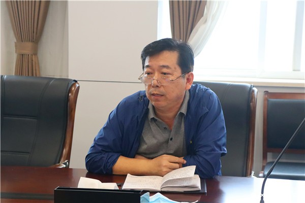 1632491688120252.jpg 4张超副校长点评分管工作.jpg