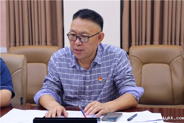 1632964364789504.jpg 2党委书记赵银堂部署党建工作.jpg