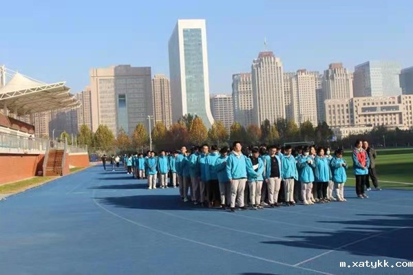 1637396692128725.jpg 3-全部安全疏散到操场.jpg