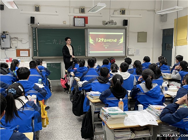 1639449698128071.jpg 3、班主任总结.jpg