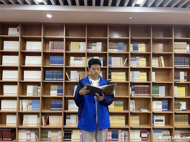 1666062375605543.jpg 5、学生分享《创业史》阅读感受.jpg