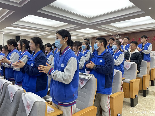 1680514785458073.jpg 3.。学生体验健脑手指操.jpg