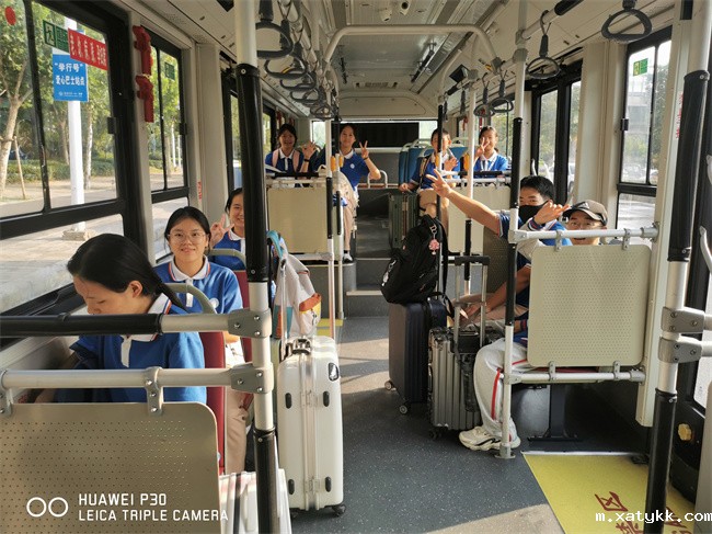 1695021462107480.jpg 6开心回家.jpg