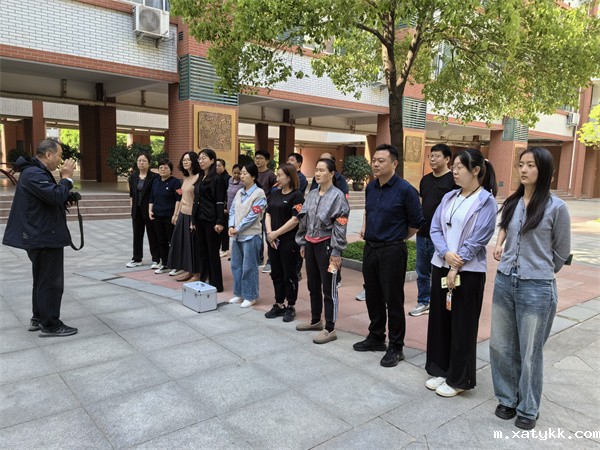 1713521907688078.jpg 演练前的分工会议.jpg