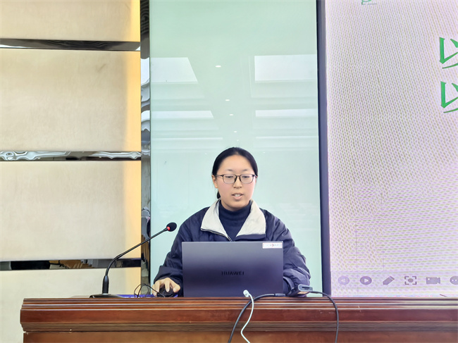 1769738386666218.jpg 8、王胜楠老师讲述心理健康与生涯规划指导的实践思考.jpg