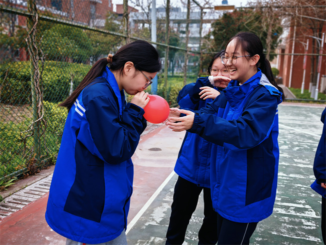 1774494818930476.jpg 6、开心协作.jpg